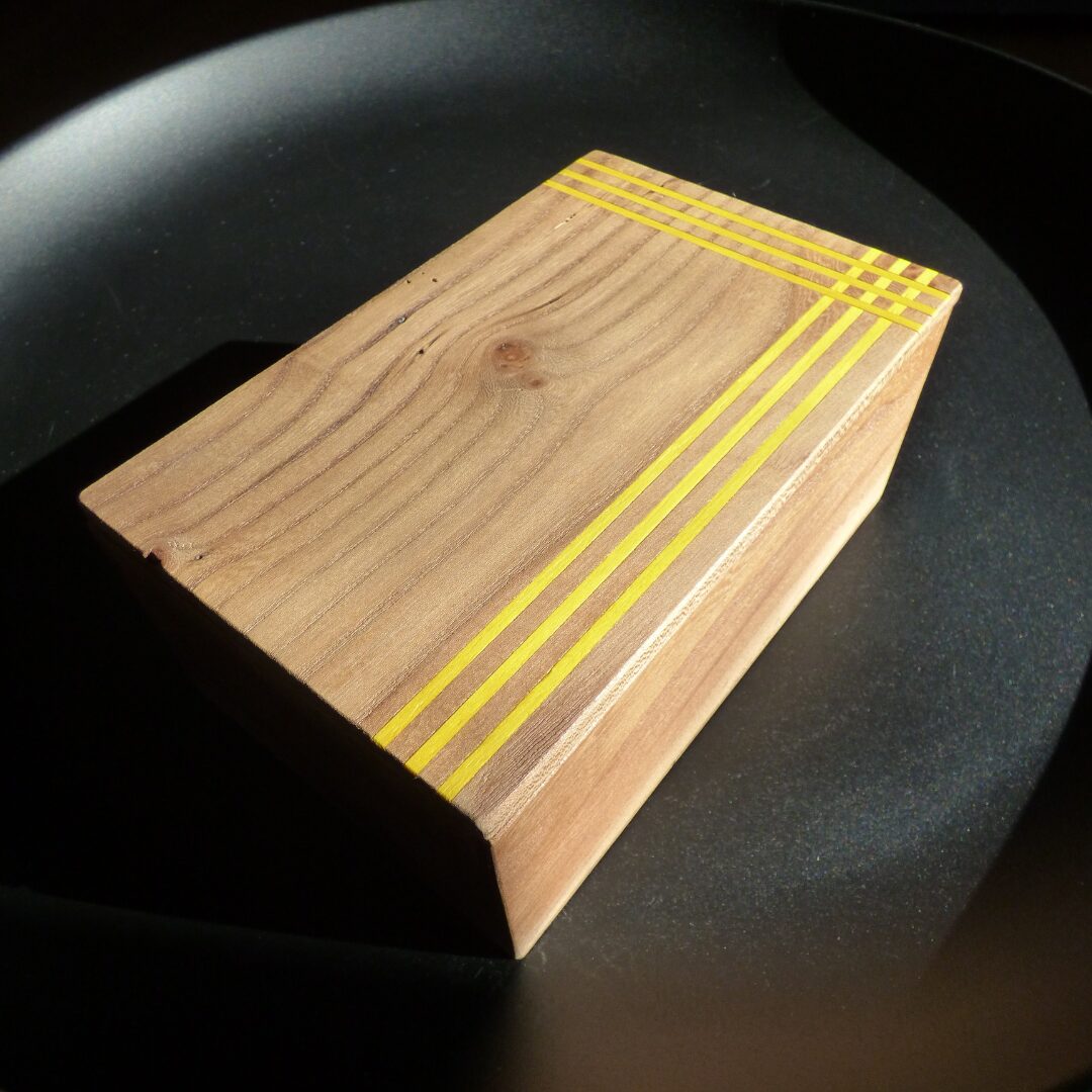 Boîte Couleur La Grande en Orme – Jaune d’Or