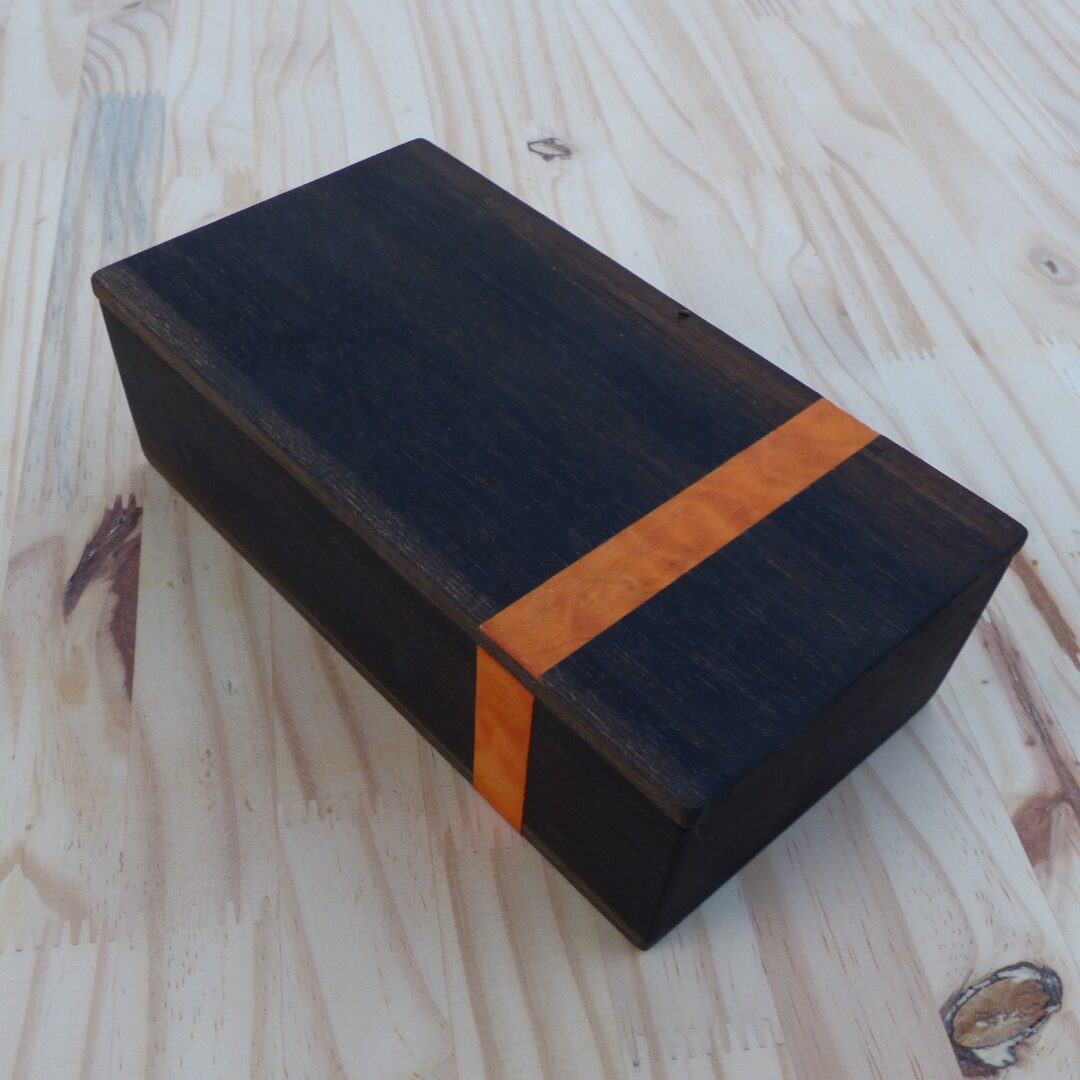 Boîte Noir Couture Le Plumier en Noyer Ébonisé – Orange