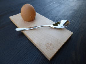 Planche à œuf à la coque