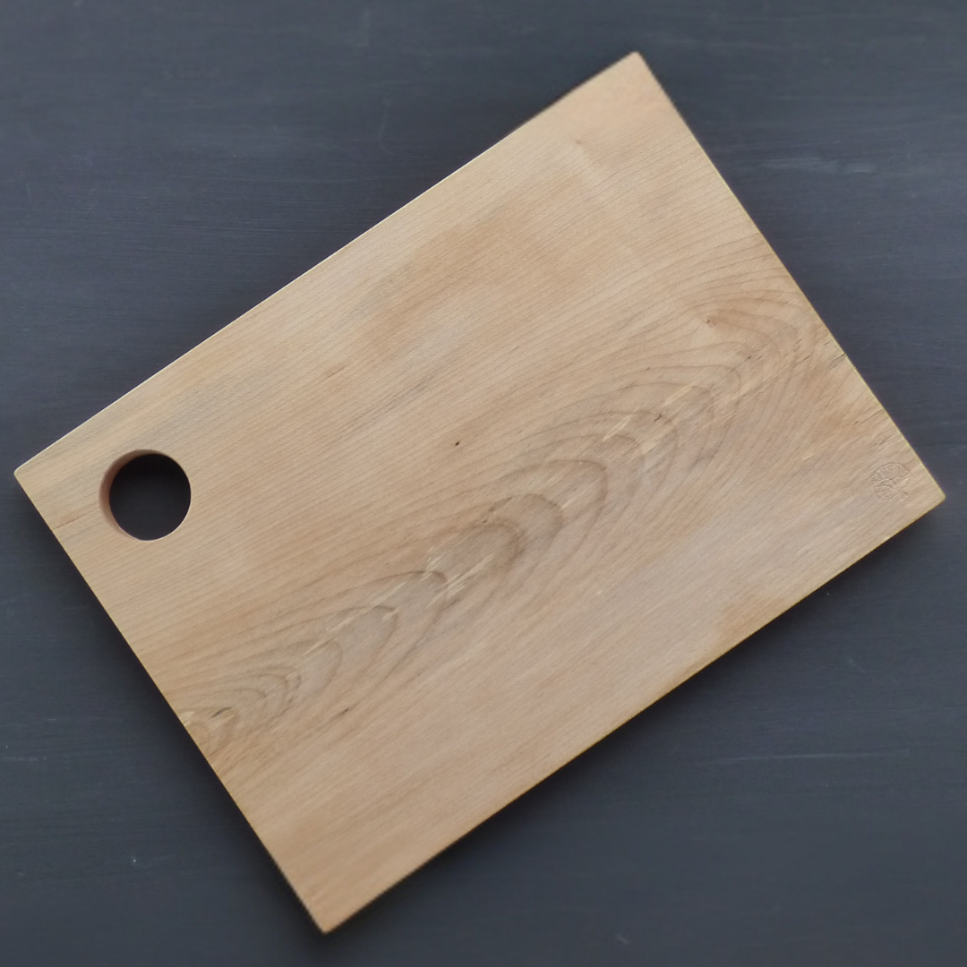 Planche avec Trou en Érable