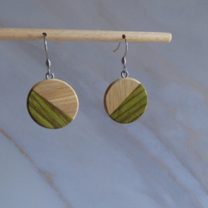 Boucle en Châtaigner placage Zebrano Vert