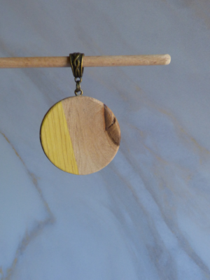Pendentif Chemin d’Harmonie en Érable placage Jaune