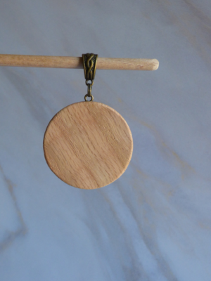 Pendentif Bois Pur en Chêne Rouge