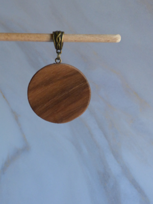 Pendentif Bois Pur en Noyer